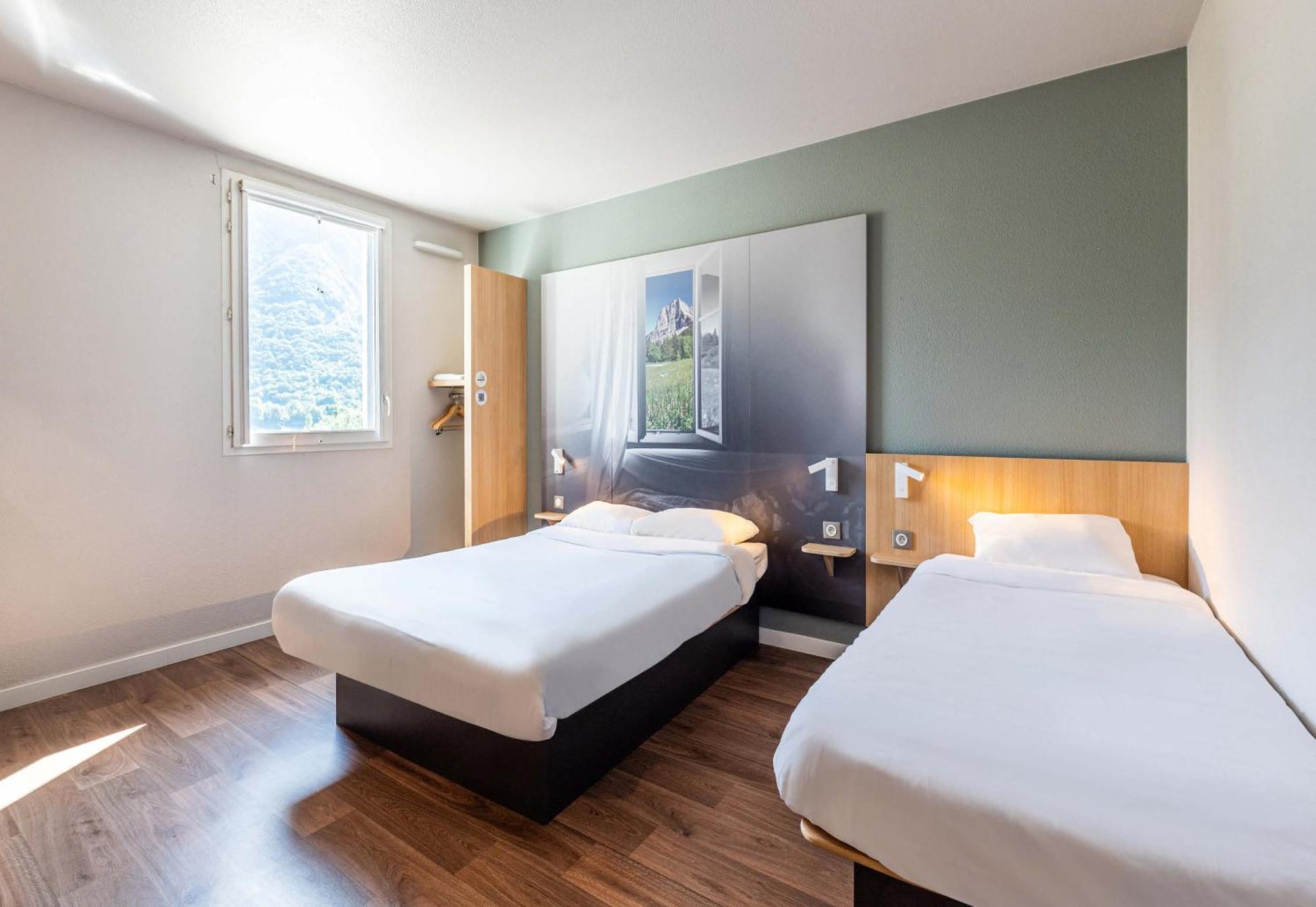 B&B Hotel Saint Jean De Maurienne Sainte-Marie-de-Cuines Экстерьер фото